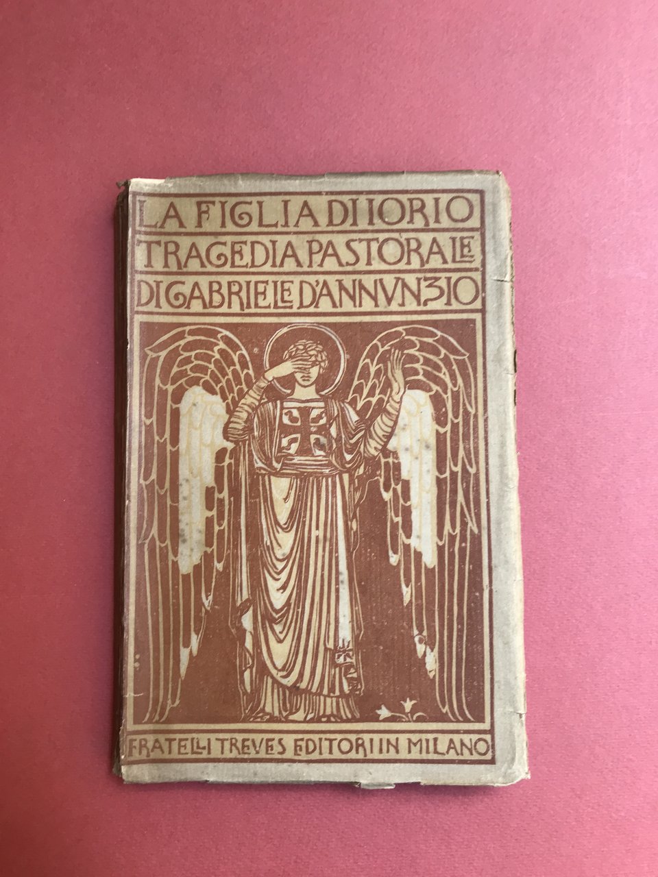 La figlia di Iorio. | Immagine principale