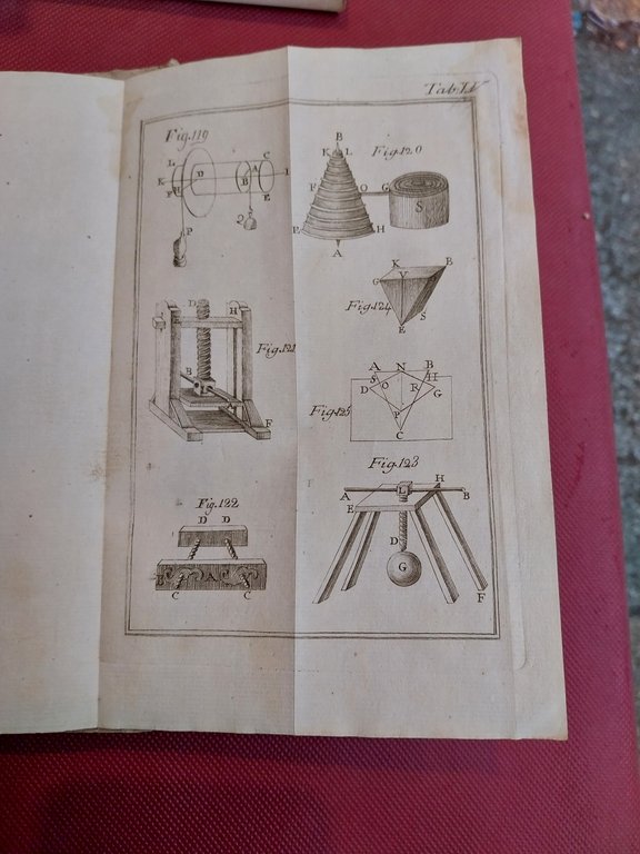 Mechanica seu brevis tractatus de motu, et aequilibrio commoda methodo …