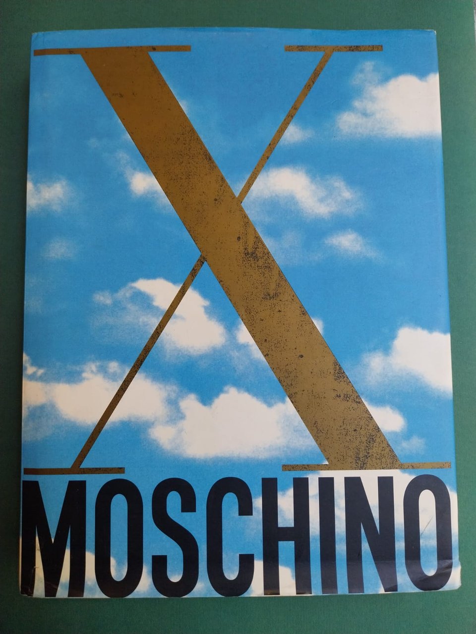 Moschino. X anni di kaos! (1983-1993)