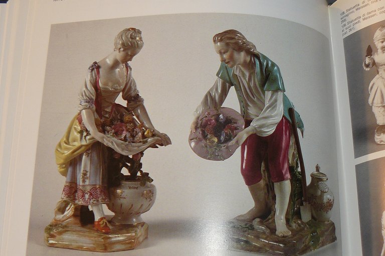 Museo Poldi Pezzoli. Ceramiche-vetri, mobili e arredi