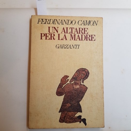 Un altare per la madre | Immagine principale