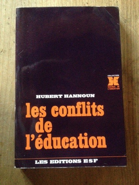 Les conflits de l'éducation