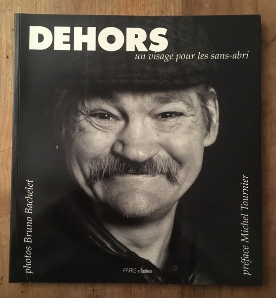 Dehors - un visage pour les sans-abri