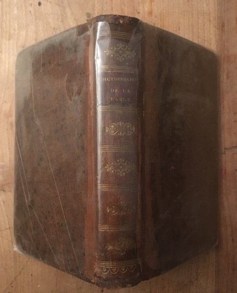 Dictionnaire abrégé de la fable