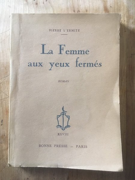 La femme aux yeux fermés