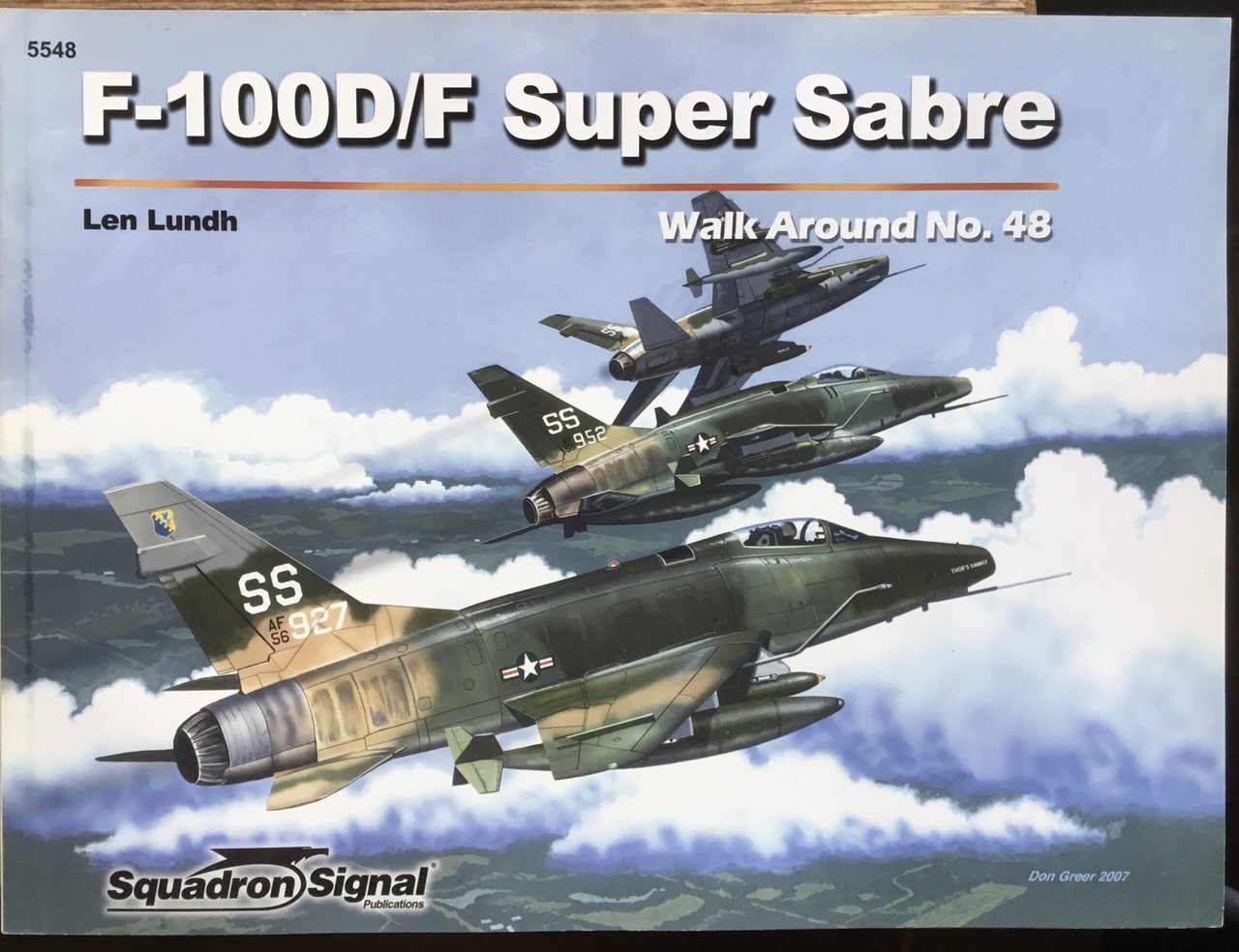 F-100 D/F Super Sabre. Walk Around No.48