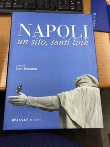 Napoli un sito, tanti link