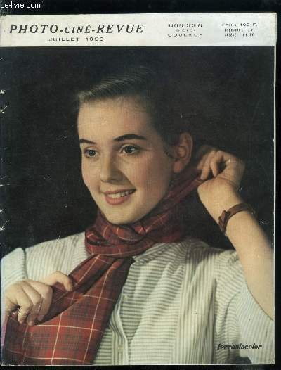 Photo ciné revue n° 7 - Filtres et photographie en couleurs d'intérieur en lumière du jour par Roger Bellone, Retour sur le procédé soustractif en couleurs par J. Blampois, Salon international de Mantes, Essais de filtres au bord de la mer par R. Andréani