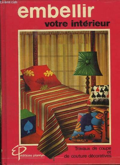 EMBELLIR VOTRE INTERIEUR. TRAVAUX DE COUPE ET DE COUTURE DECORATIVES. | Immagine principale