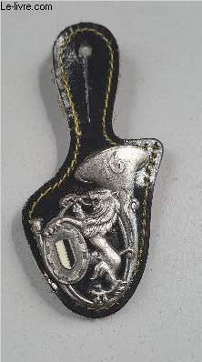 UN INSIGNE MILITAIRE DU 16E GROUPE DE CHASSEURS MECANISES.