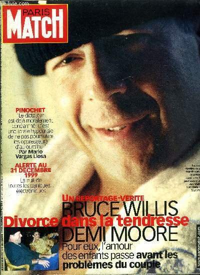 PARIS MATCH N° 2585 - George Clooney, séducteur hors Urgences, Balthus : Tintoret était un authentique fou de peinture, un peu comme mon chat, Amours derrière l'évantail, Arraches a la chaise électrique, des innocents racontent, Pinochet au tribunal