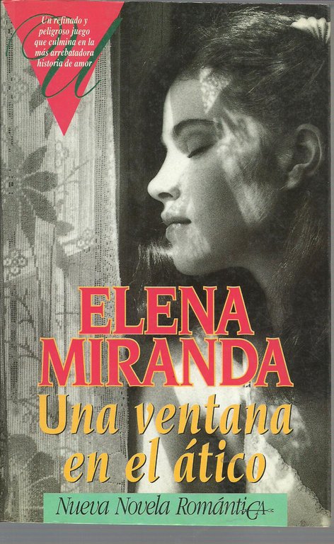 UNA VENTANA EN EL ATICO