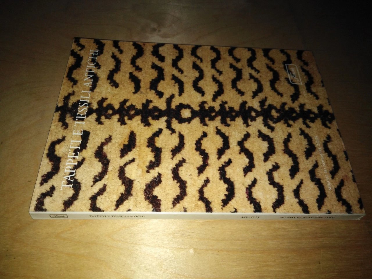 catalogo Finarte asta 1315 - tappeti e tessili antichi