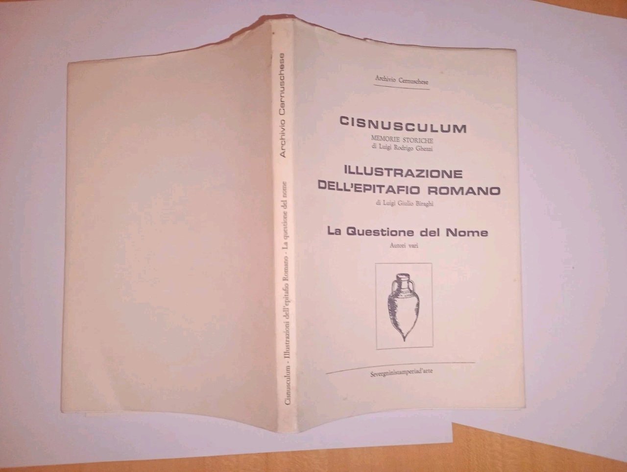 Cisnusculum. illustrazione dell'epitaffio romano. la questione del nome