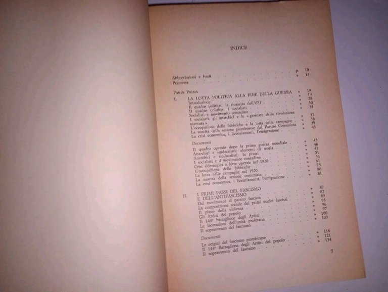fascismo antifascismo resistenza in un città operaia (Piombino)
