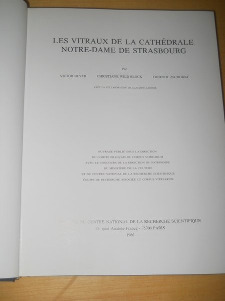 France - Volume IX-1. Le Vitraux de la Cathedrale Notre-Dame …