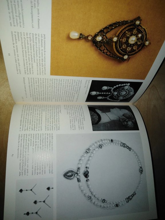 GIOIELLI. moda magia sentimento - catalogo mostra Poldi Pezzoli 1986 | Immagine Gallery 5