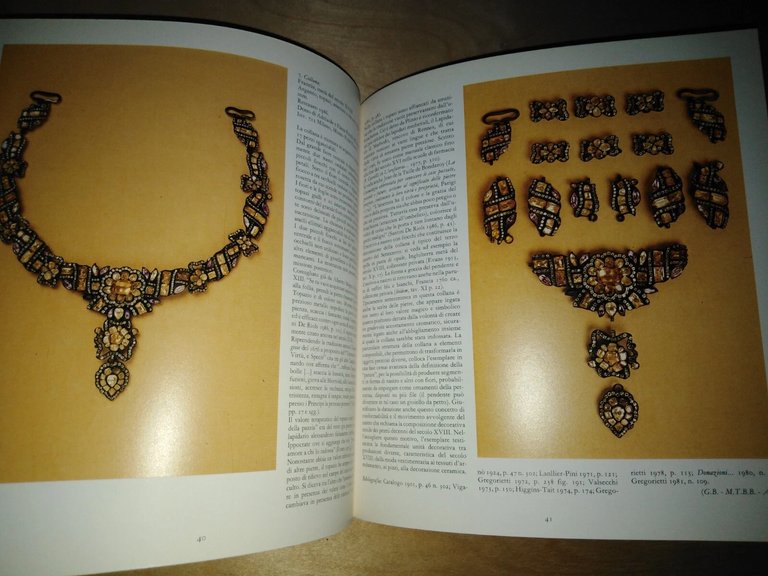 GIOIELLI. moda magia sentimento - catalogo mostra Poldi Pezzoli 1986 | Immagine Gallery 6