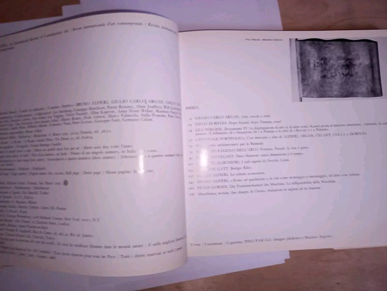 mETRO 15. international review of contemporary art