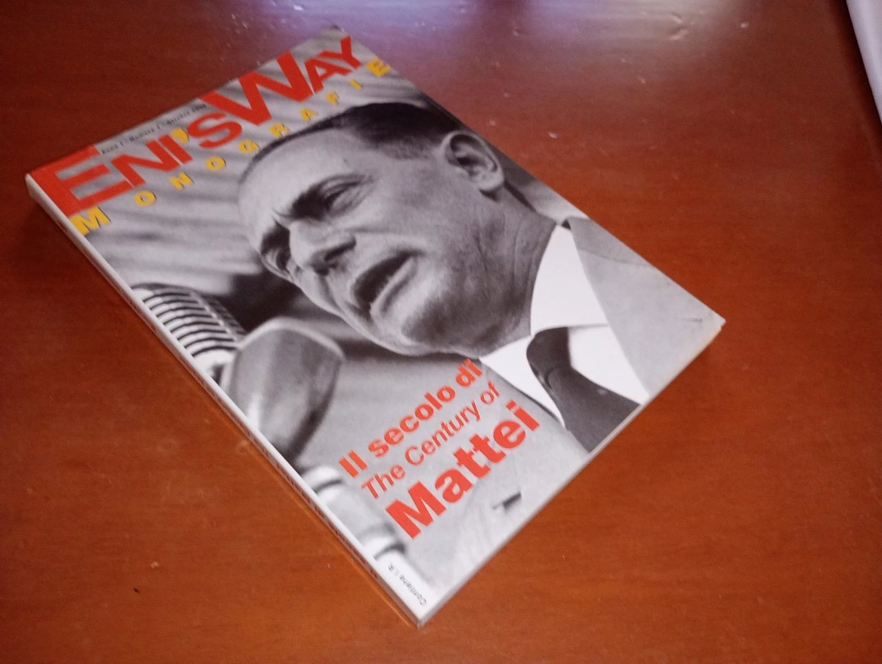 rivista Eni's way anno 1 n. 1, il secolo di … | Immagine principale