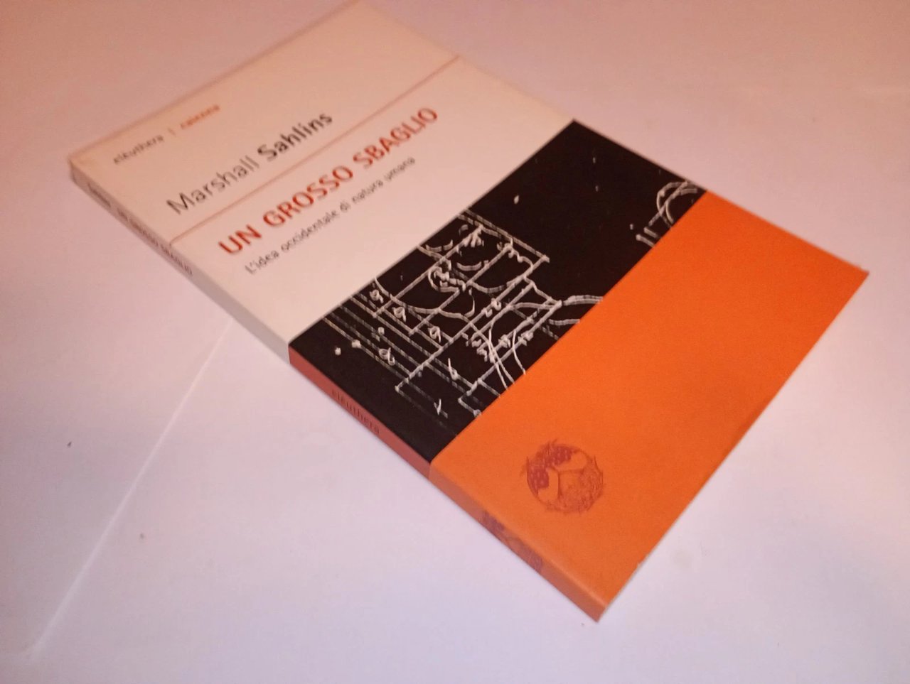 un grosso sbaglio. l'idea occidentale di natura umana | Immagine principale