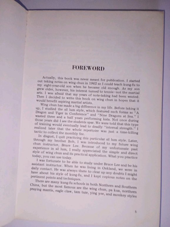 Wing chun kung-fu. chinese art of self-defense