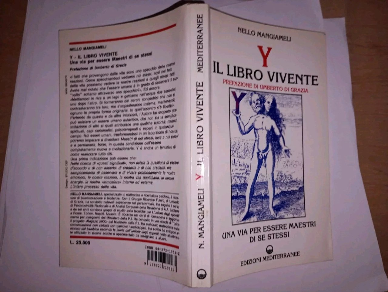 Y il libro vivente. una via per essere maestri di … | Immagine principale