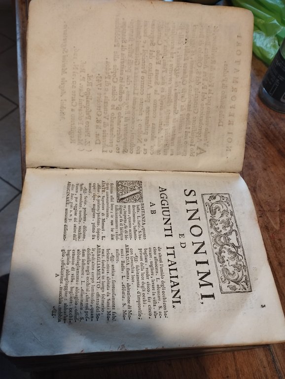 Sinonimi ed aggiunti italiani - Con un Trattato de' Sinonimi, …