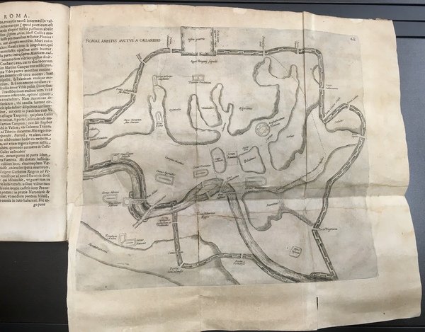 Roma vetus ac recens utriusque aedificijs ad eruditam cognitionem expositis.