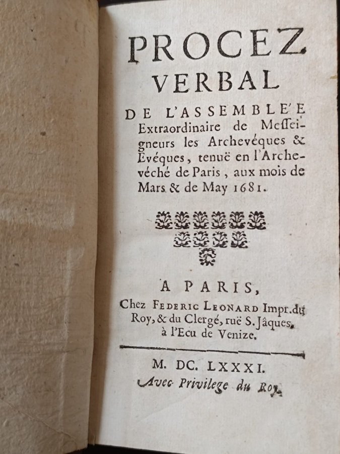 Procez verbal de l'Assemblée extraordinaire de Messeigneurs les Archevéques & …