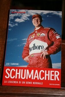 Schumacher. La leggenda di un uomo normale.