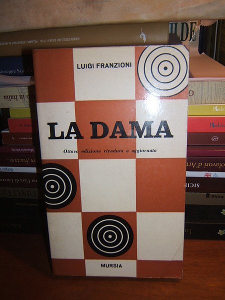 LA DAMA.