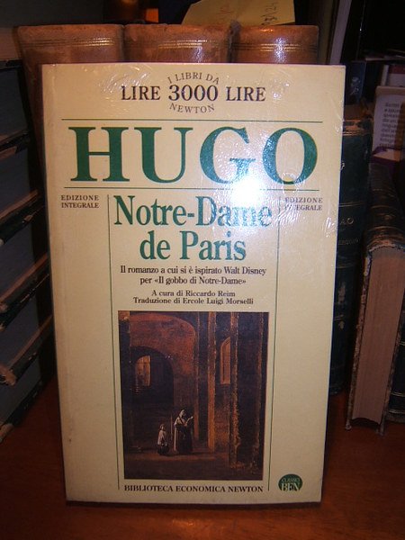 NOTRE - DAME DE PARIS.