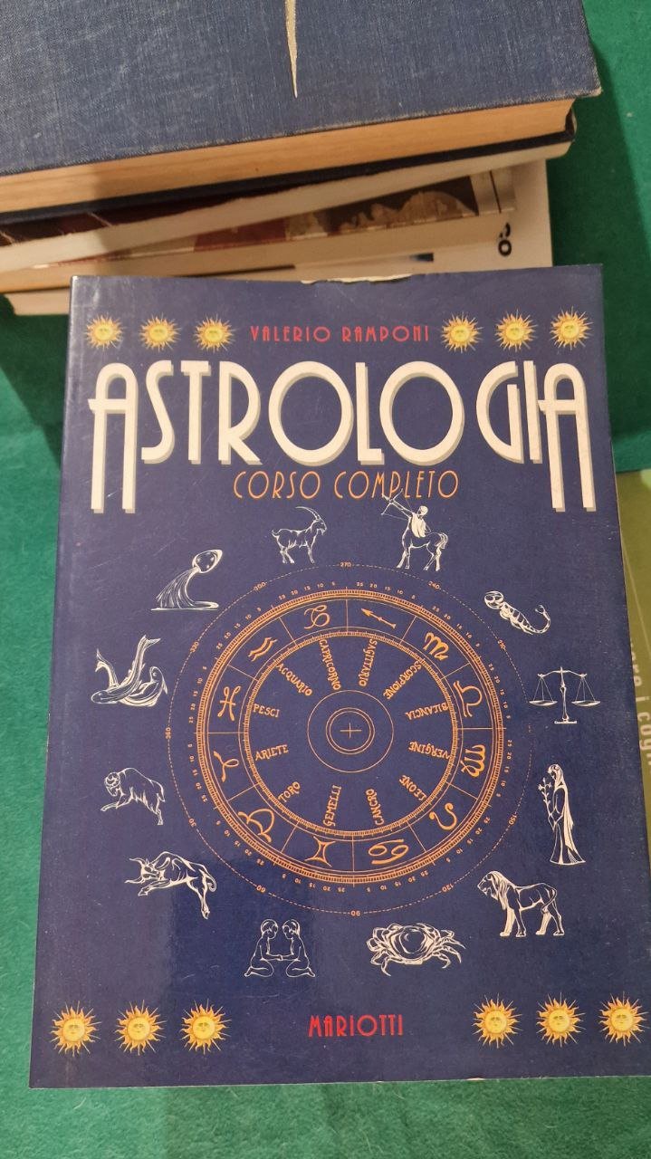 ASTROLOGIA CORSO COMPLETO | Immagine principale