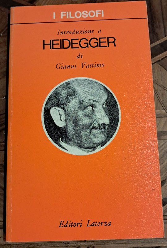 INTRODUZIONE A HEIDEGGER