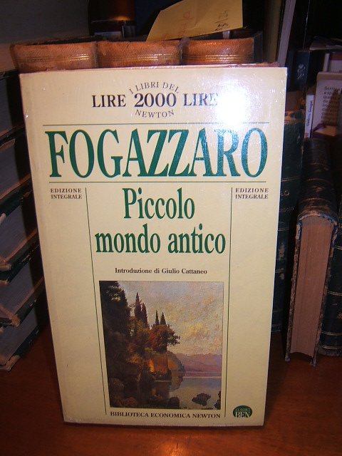 PICCOLO MONDO ANTICO.