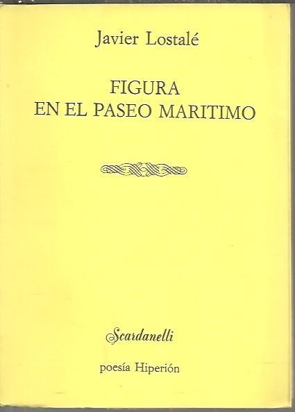 FIGURA EN EL PASEO MARITIMO.