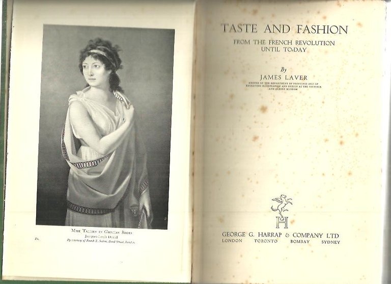 TASTE AND FASHION. FROM THE FRENCH REVOLUTION UNTIL TODAY.