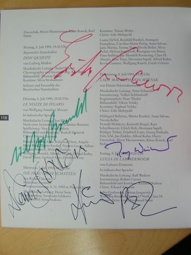 Jahrbuch der Bayerischen Staatsoper 1993 / 94 [ copy signed …