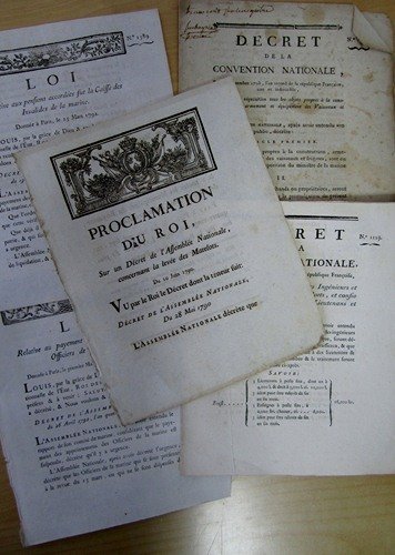 [ 4 Décrets de la Révolution Française relatifs à la …