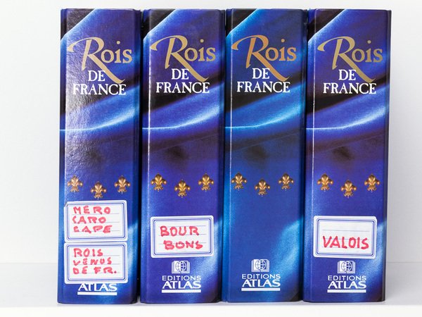 Les Rois de France (lot de 4 classeurs, complet des …