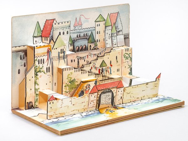 Livre "pop-up" sans titre ni légende : la princesse dans …