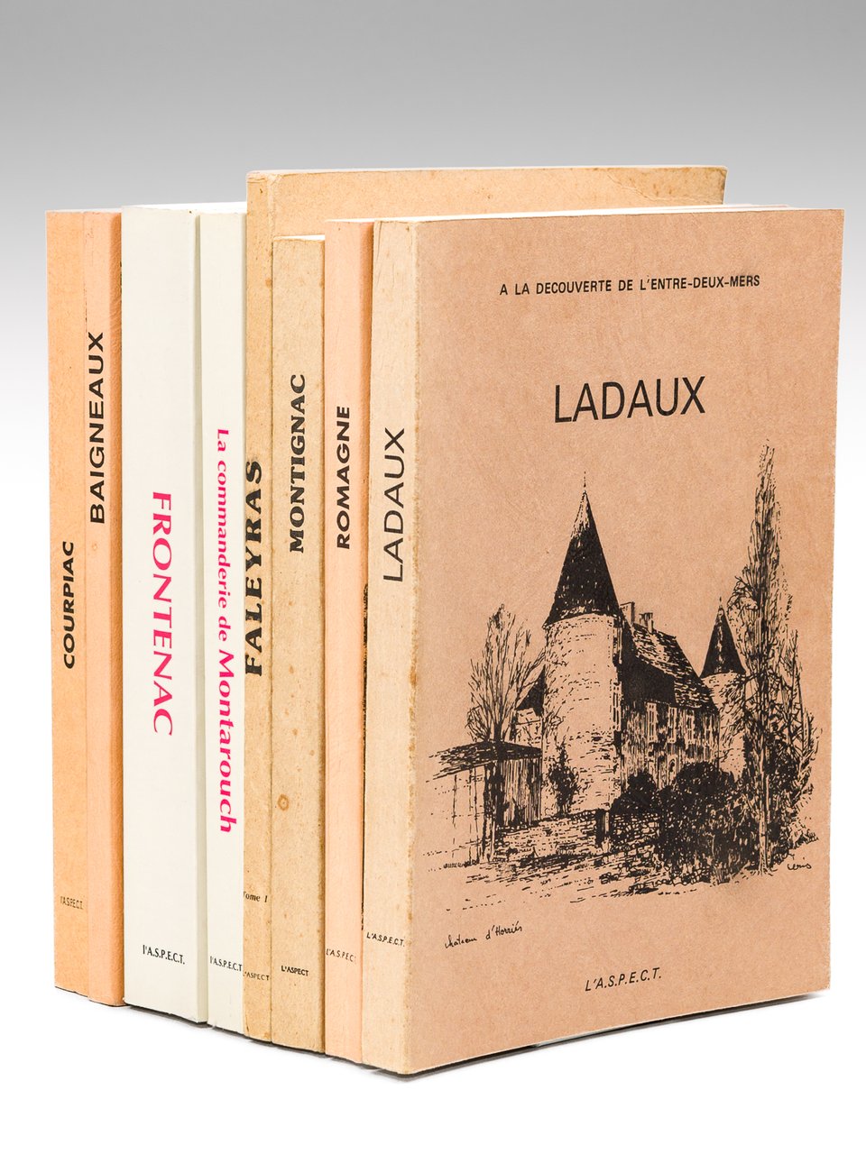 [ 8 volumes de la collection "A la découverte de … | Immagine principale