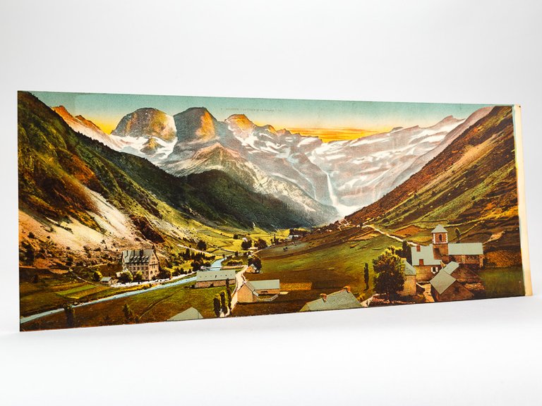 Gavarnie - Le Cirque et son village [ Vue panoramique …