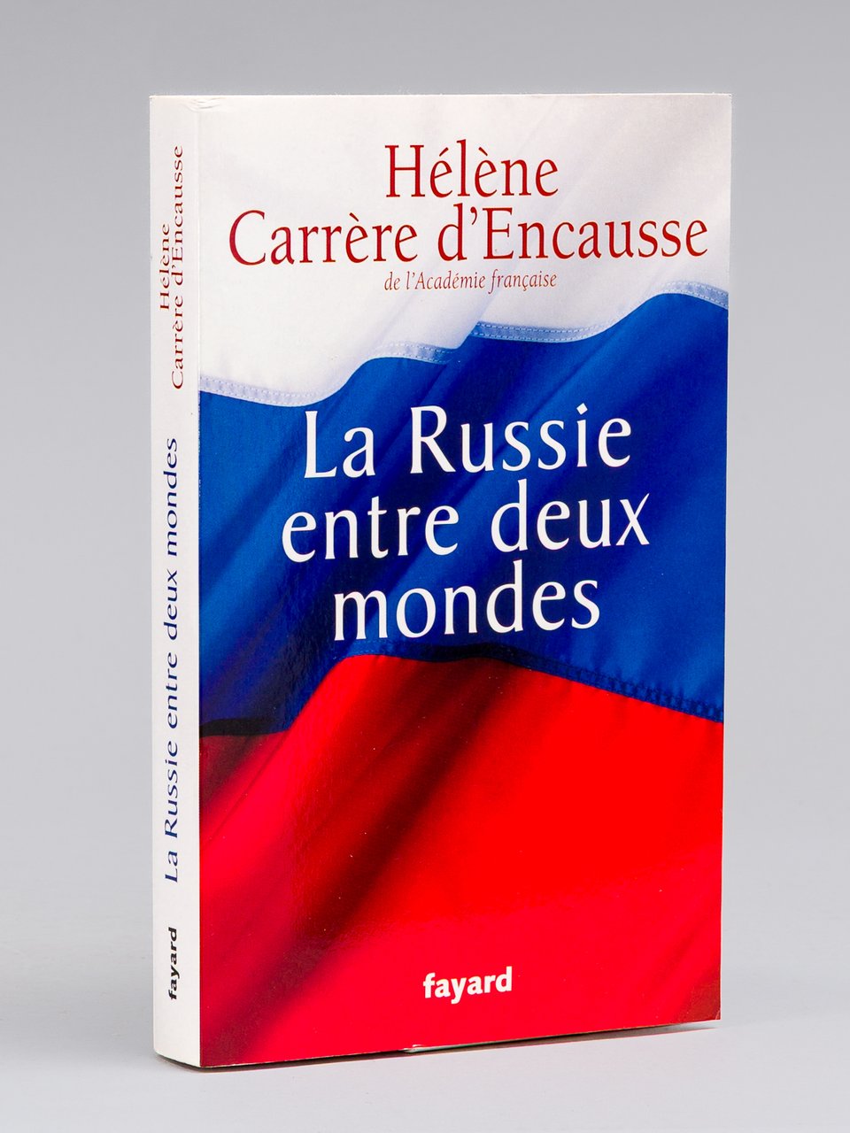 La Russie entre deux mondes [ livre signé par l'auteur]