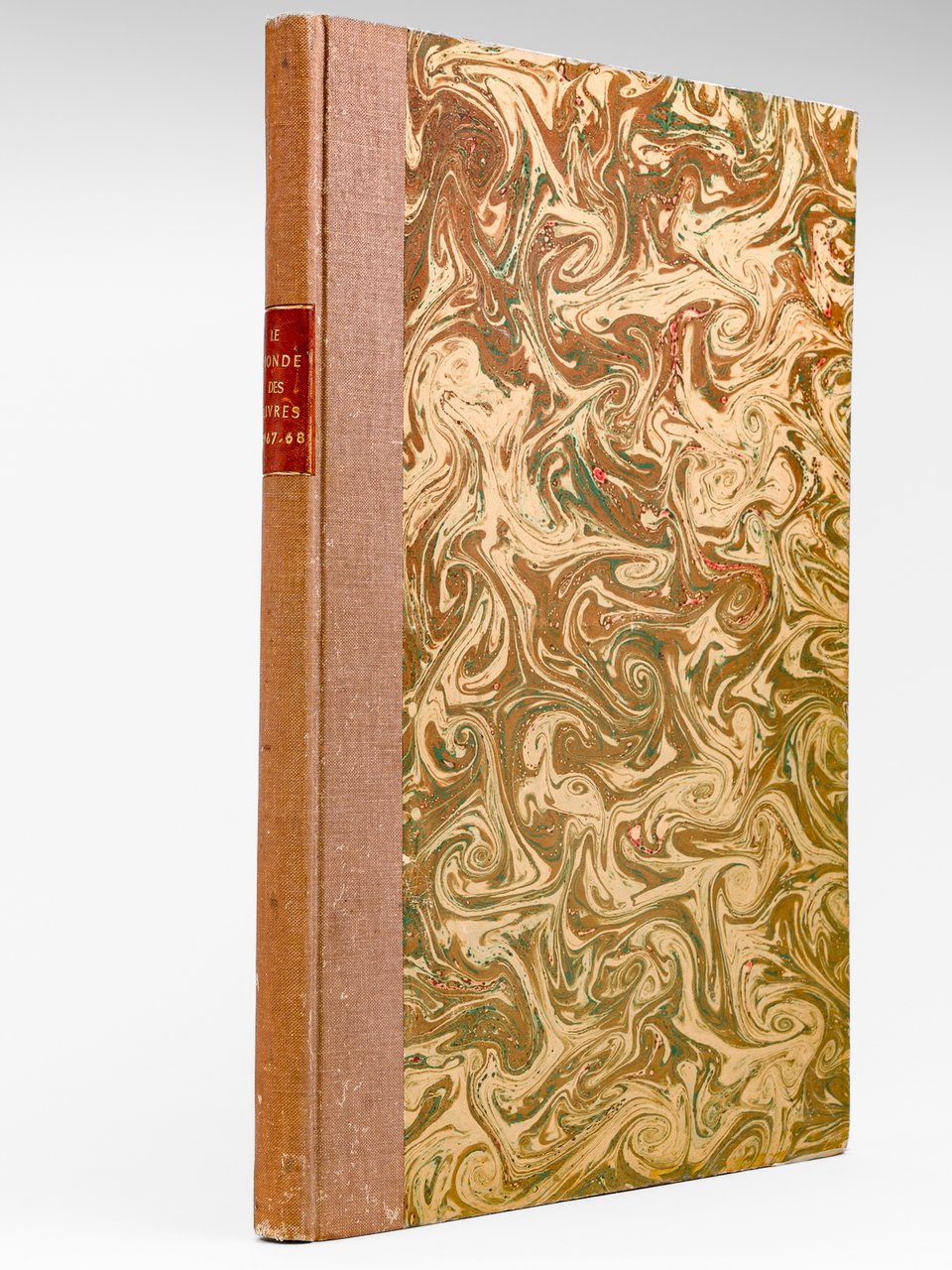 Le Monde des Livres. [ Lot relié de 41 numéros …