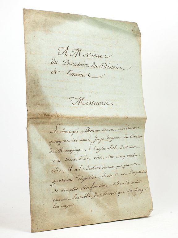 Lettre de 8 pp. adressée " A Messieurs du Directoire …