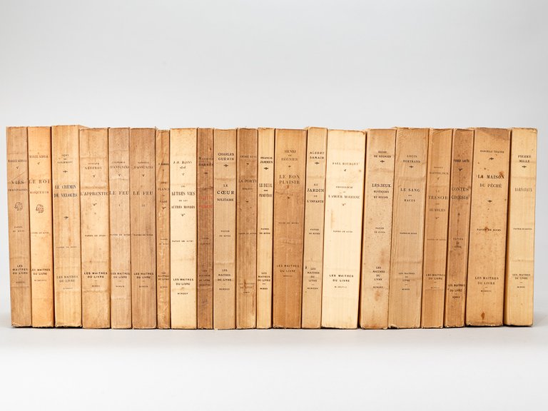 [ Lot de 20 titres en 21 volumes de la …