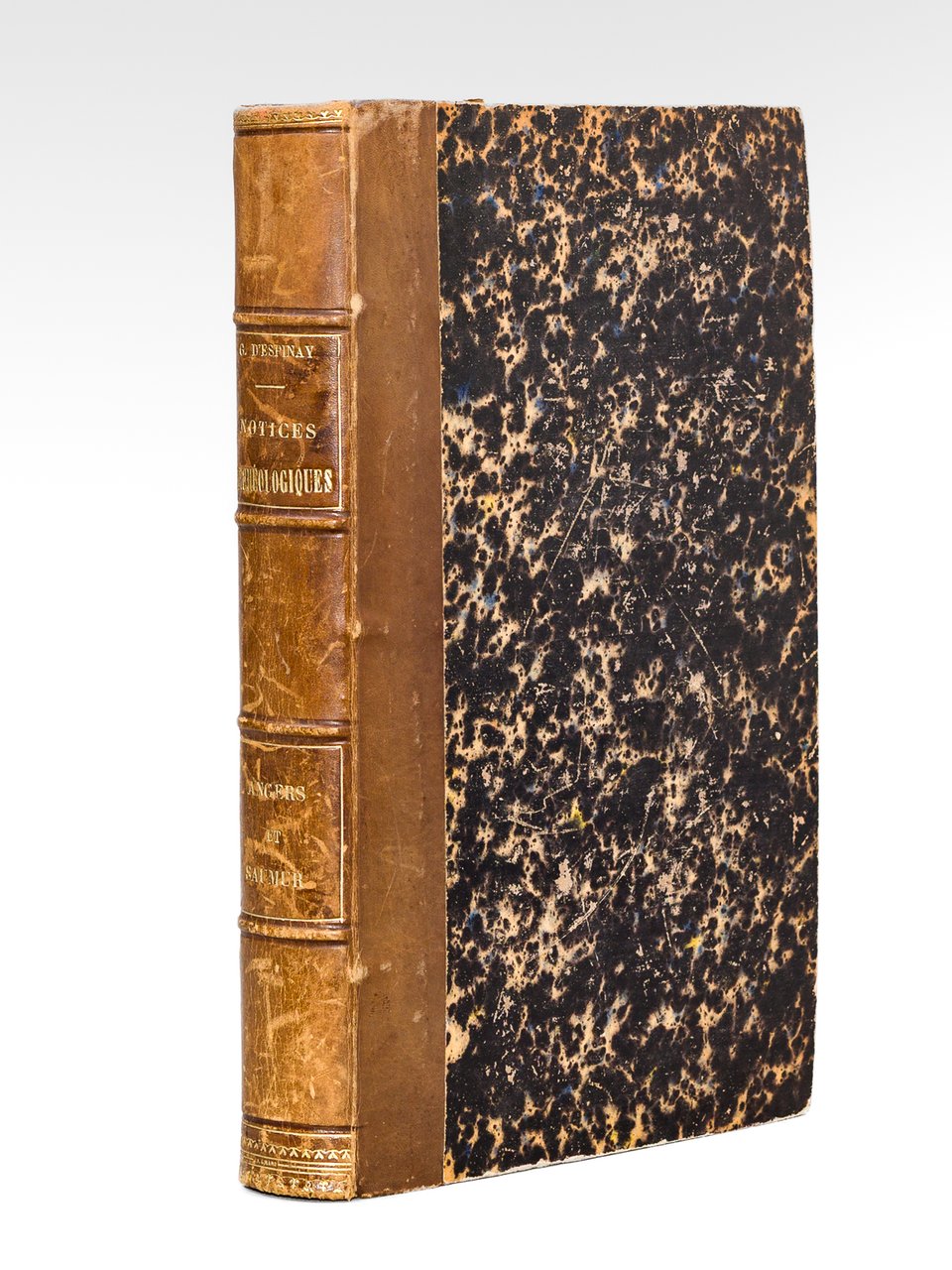 Notices archéologiques. Première Série : Monuments d'Angers. Deuxième Série : …