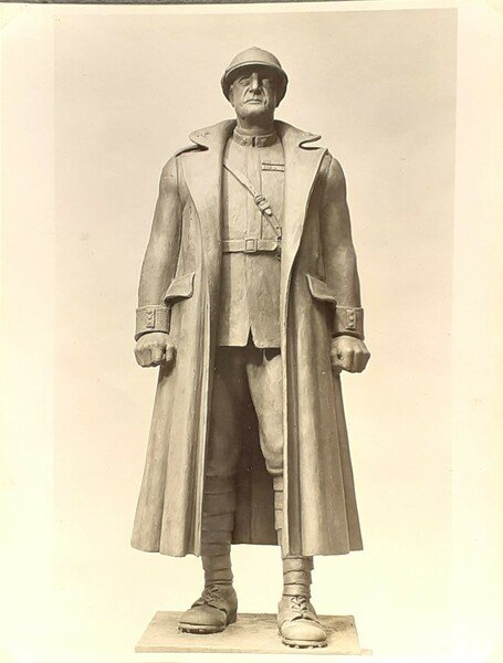 Due fotografie originali Bozzetto di Baroni Statua del Duca d'Aosta …